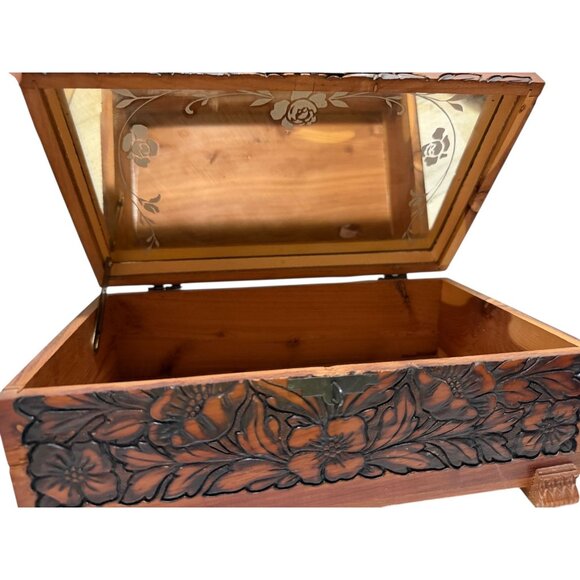 Wooden Jewelry Trinket Box Floral Carving Cottage Scene Mirror Rounded Lid Vtg - Picture 4 of 12